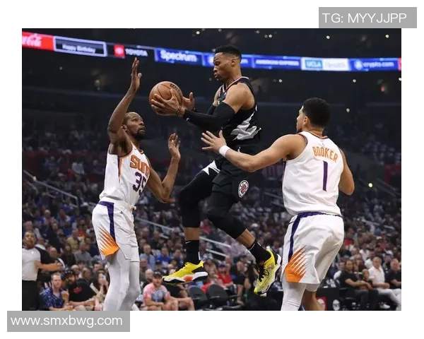 拉塞尔威斯布鲁克的篮球传奇之路与未来展望